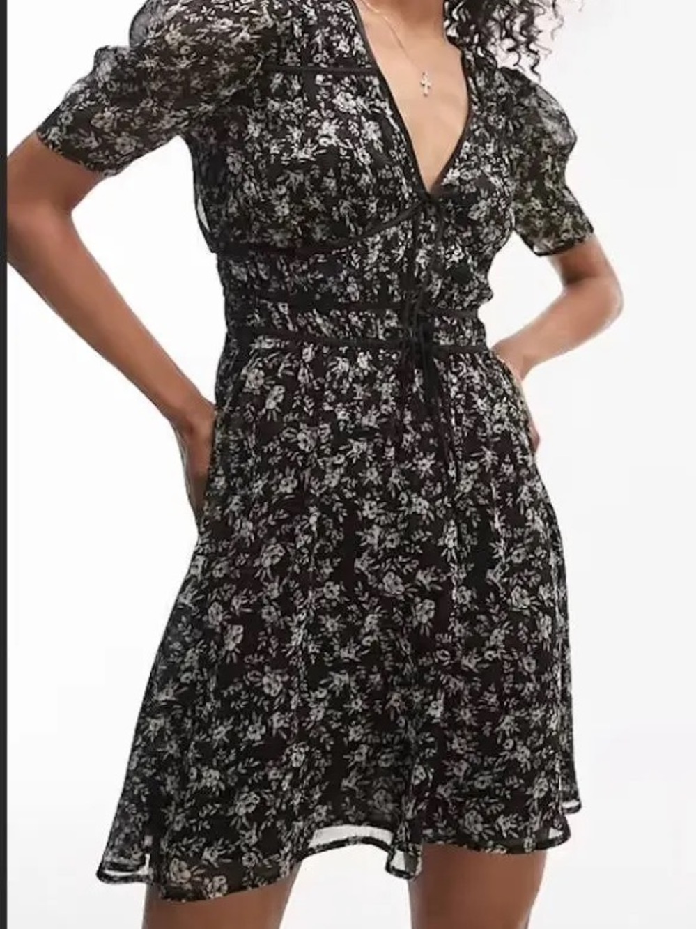 Topshop Tie Front Gathered Tea Dress in Mono Floral Pattern Black